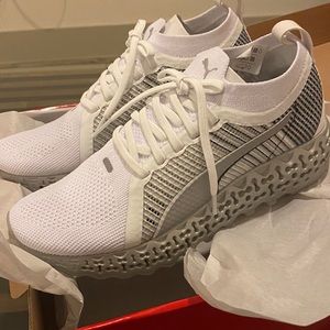 Pure White PUMA Calibrate Runner WMNS